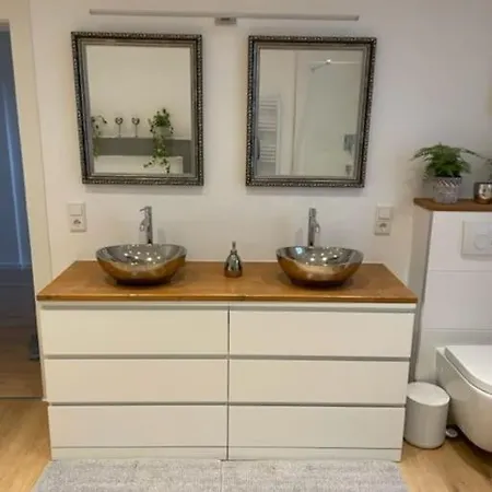 Hébergement de vacances *neu* Extravagantes Eifelhaus Am Nuerburgring