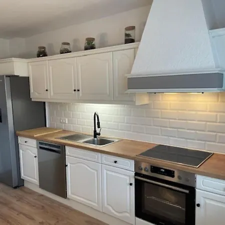 *neu* Extravagantes Eifelhaus Am Nuerburgring Tatil Evi *