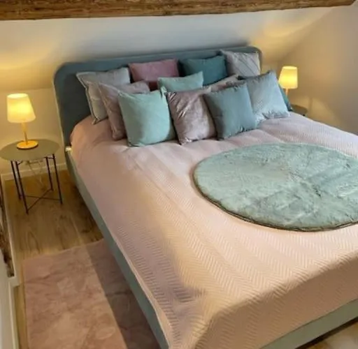 *neu* Extravagantes Eifelhaus Am Nuerburgring Holiday home